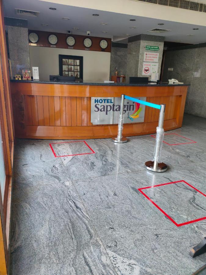 Hotel Saptagiri Hyderabad Exteriör bild